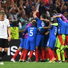 Auch, weil ein verstoßener wieder dabei ist. Em 2016 Deutschland Scheitert Im Halbfinale Gegen Frankreich Fussball Em