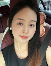 有一份「強制檢疫人士居住大厦」名單，德福花園亦有8座。為了做好防疫工作，我已即時與管理處安排加强在大堂、電梯等位置消毒清潔。  請大家不用擔心，這些都只是加強防範的措施，家居隔離的人士不一定是帶菌或病患者，我們千萬不用恐慌，而是要支持及感謝他們為大眾而作出 ...