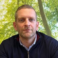 Regan Burke's Instagram, Twitter & Facebook