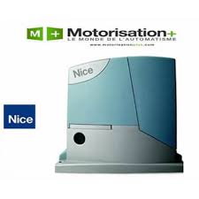 Pour aller plus loin, complétez votre installation avec un interphone ou pilotez votre moteur depuis votre smarphone grâce à tahoma. Moteur Seul Portail Coulissant Nice Road300 Motorisation