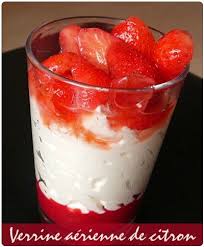 Avec Le Reste De Mousse Citron De Mon Pavlova Aux Fraises J 39 Ai Realise Ces Verrines Enfin Verrines Ce Sont D Dessert Alimentation Recettes De Cuisine