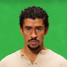 Alexis Solis's Instagram, Twitter & Facebook