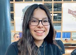 Kayla Espinoza's Instagram, Twitter & Facebook