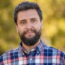 Jose Cahue's Instagram, Twitter & Facebook