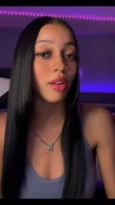 Omayra Laboy's Instagram, Twitter & Facebook