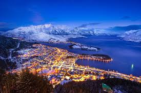 50 Amazing Travel Experiences To Have Before You Die Queenstown New Zealand Queenstown Hiking New Zealand