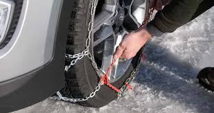 How To Put On Snow Chains And Drive Safely Les Schwab