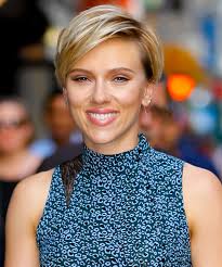 A little bit of layering at the very bottom of your hair will add some texture. The Best Haircuts For Heart Shaped Faces Instyle