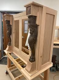 Another custom humidor by M.R.Houseman...