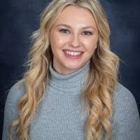 Cassandra Booth's Instagram, Twitter & Facebook