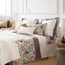 Find out more at #zarahome.com photographs and films by fabien baron. Linge De Lit Fleurs Multicolore Linge De Lit Lit Zara Home France Home Where To Buy Bedding Neutral Bed Linen