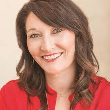 Amy Manshack's Instagram, Twitter & Facebook