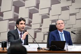 Renan cita operação do Rioprevidência e defende projeto que obriga o FGC a cobrir rombo de institutos