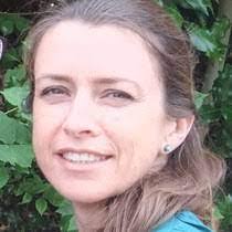 Marianne Piper's Instagram, Twitter & Facebook