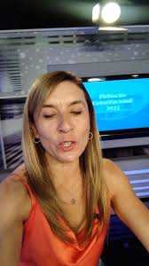 Hoy conversaremos con el Matrón de @ecolookcentromedico Piero Vásquez. No  te pierdas #chipelibre desde las 19:00 horas por @radiobienvenida y  @gtv.television