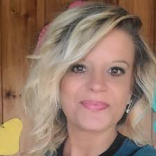 Brandi Vanamburg's Instagram, Twitter & Facebook