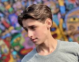 Daniel Helmick's Instagram, Twitter & Facebook