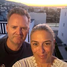 Tonight after arriving in wickford station at 17.01 walking towards the  willow dale car park an 86 year old man called Mark had fallen over we  helped him up with a man