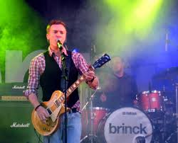 Fyr & flamme, a duo consisting of jesper groth and laurits emanuel, released their debut single menneskeforbruger in. Denmark In The Eurovision Song Contest 2009 Wikipedia