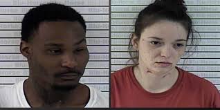 2 arrested after fight in street in Mayfield, Ky.