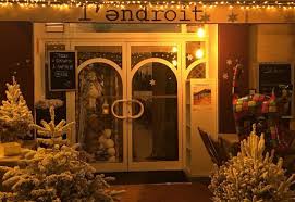 L Endroit Sanary Sur Mer Menu Prix Restaurant Avis Tripadvisor