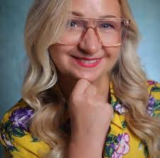 Beata Suszek's Instagram, Twitter & Facebook