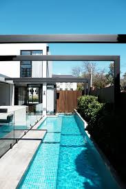Luxury Swimming Pool Ideas This A Little Swimming Pool Design With A Vanishing Side As Well As A Smal Backyard Pool Pool Landscaping Backyard Pool Landscaping