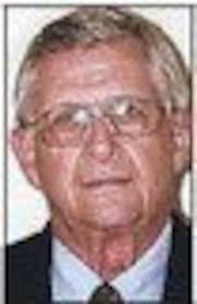 Familiar names spar over quarry in Vincent election