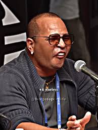 Ronaldinho Gaúcho and Aloísio Chulapa's Funny Free Kick Moment