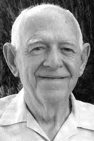 Robert Mckeehan's Instagram, Twitter & Facebook