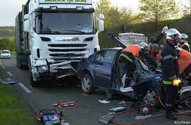 Pour toute exploitation commerciale, veuillez contacter contact@wizdeo.com). Incendie De Saint Michel De Chavaignes Un Pompier Brule A 75 Le Perche
