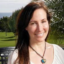 Amazon.com: The Power of Piggie Bear: 9780999648315: James, Mara: Books