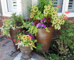 Before you begin filling your containers, always be sure to start with clean pots. Container Gardens Favorite Pots From Around The World Per Joy