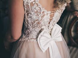 Wir helfen dir mit tipps und tricks dein kleid zu finden. Was Ihr Nach Der Hochzeit Mit Eurem Brautkleid Machen Konnt