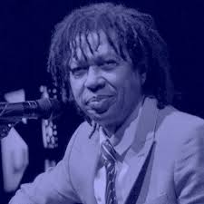 201. Djavan: “Lugar Comum”