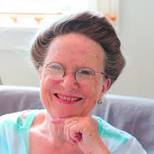 BURLINGTON PERFORMING ARTS CENTRE HONOURS KATE LOWE