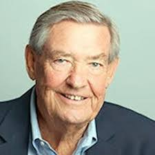 Tom Loucks's Instagram, Twitter & Facebook