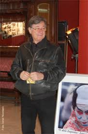 Fiind soldat la vremea aceea, daniel badale ne oferă o serie de informaţii foarte interesante din această perspectivă. When Hamlet Is In Charge An Interview With Ion Caramitru Romanian Actor Director And General Manager Of The National Theater In Bucharest Critical Stages Scenes Critiques