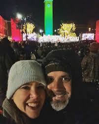 Bundled up listening to some Amy live! #christmas #traditi…