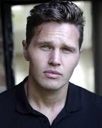 Adam Abrahams's Instagram, Twitter & Facebook