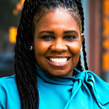 Akilah Wallace's Instagram, Twitter & Facebook