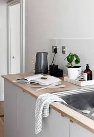 It offers eight shaker style doors in both smooth and oak grain effect finishes. Grey Kitchen Cabinets Wood Worktop Maintenance Jobs Guide To Worktops From Practical Laminate To Stylish Solid Wood Marble And More Options We Can Granite Is Probably The Most Popular Type