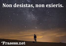 Disfruta de estos refranes que en mundo primaria hemos recopilado para ti, lo mejor de cada todos y cada uno de estos refranes y si significado están preparados para que los leas de forma sencilla, así que prepárate para pasar un buen rato. 120 Frases En Latin Traducidas Sobre El Amor La Vida Y La Guerra
