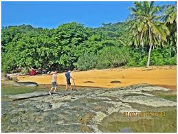 Antara sejarah yang terkenal ialah berkaitan pembukaan kawasan tersebut yang bermula sebagai sebuah kawasan perkampungan setinggan sebelum bertukar menjadi kampung kerinchi. Asal Usul Nama Temajuk Mister Pangalayo