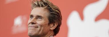 Willem Dafoe nuovo direttore artistico della Biennale Teatro: «Sono  sorpreso e felice, il palcoscenico mi ha educato alla vita»