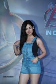 Image result for yami gautam in action jackson blue saree