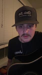 Brandon Grubb's Instagram, Twitter & Facebook