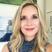 Julie Meadows's Instagram, Twitter & Facebook