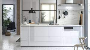 Modern cabinet kitchen pull handles. Voxtorp High Gloss White Kitchen Ikea