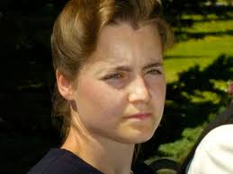 It's 'ridiculous' that you can have multiple relationships, but not 'in the  name of religion,' Bountiful wife says